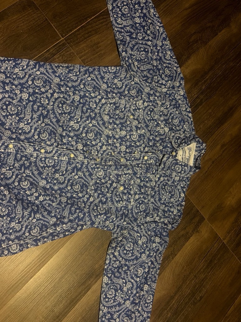 Wrangler Blue Paisley Long-Sleeve Button-Down Shirt